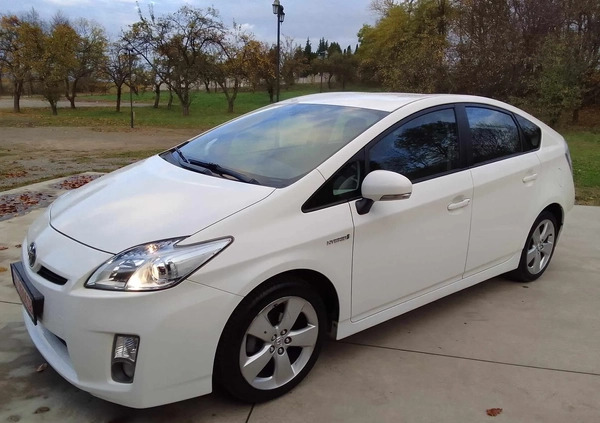 Toyota Prius cena 39900 przebieg: 177300, rok produkcji 2011 z Bielawa małe 211